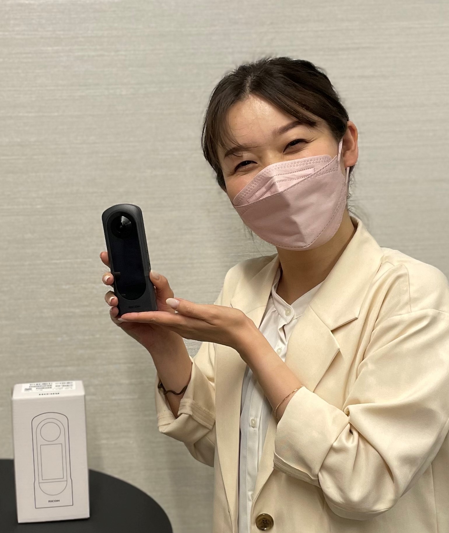 買わなきゃ損!現場調査に】リコー360度カメラ・シータ紹介 買わなきゃ損!現場調査に】リコー360度カメラ・シータ紹介